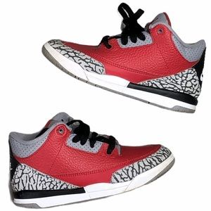 Air Jordan 3 Retro SE Unite Fire Red kids’s sz 13